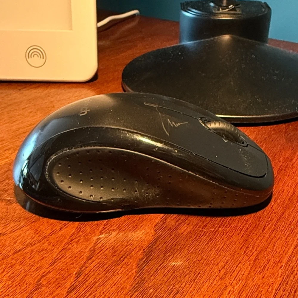 Logitech Signature Sleek Black Wireless Mouse
